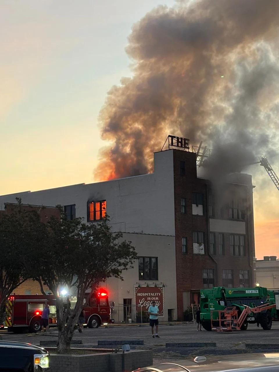 Laurel, Mississippi Hotel Fire Draws Major Emergency Response to Downtown Property